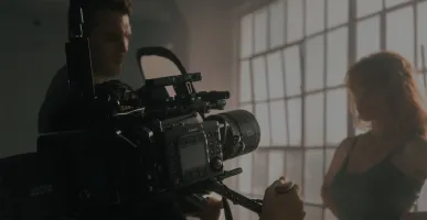 Curso de interpretación audiovisual para actores en cine, series y publicidad