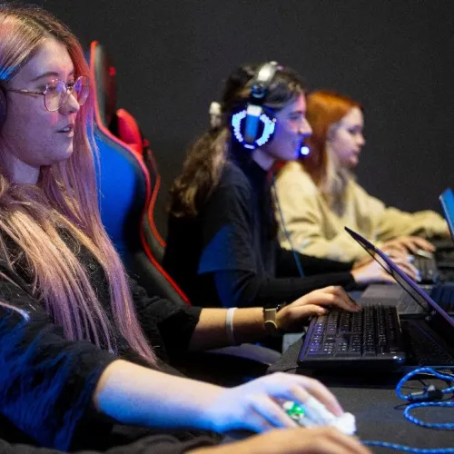 ¿Buscas una universidad videojuegos Barcelona? FX Animation es tu escuela
